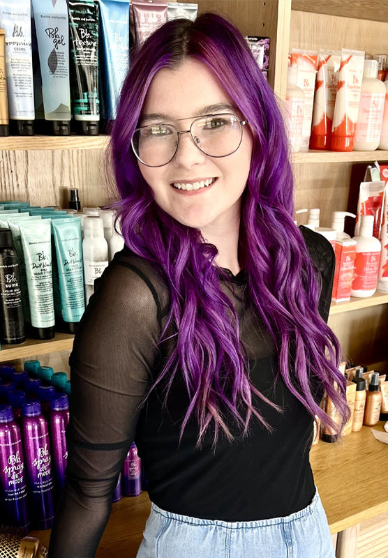 Mikayla Moore is a stylist at iidentitysalon.com